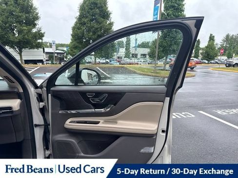 Used 2022 Lincoln Corsair Reserve w/ Equipment Group 201A AWD/4WD image 20