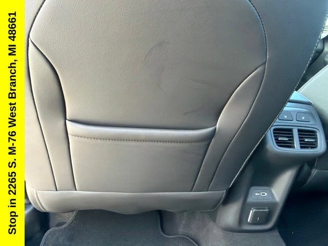 Used 2023 Buick Envision Avenir AWD/4WD image 20