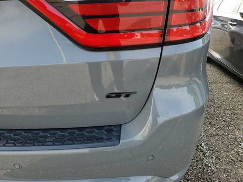Used 2025 Dodge Durango GT AWD/4WD image 16