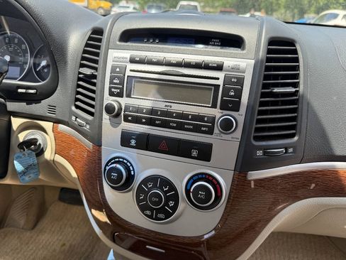 Used 2007 Hyundai Santa Fe SE FWD image 11