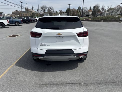 Used 2025 Chevrolet Blazer LT AWD/4WD image 4