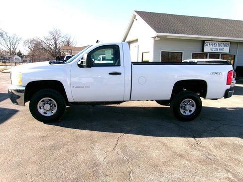 Used 2008 Chevrolet Silverado 3500 W/T image 1