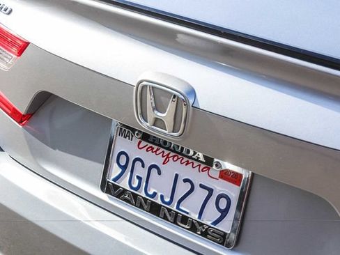 Used 2021 Honda Accord Sport image 9
