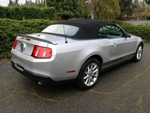 Used 2010 Ford Mustang Premium image 5