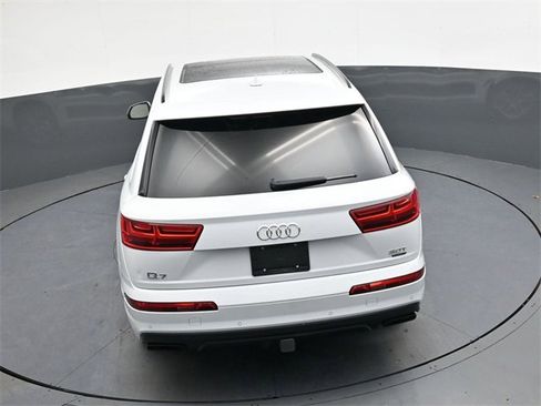 Used 2018 Audi Q7 3.0T Prestige image 18