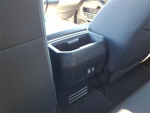 Used 2024 Toyota Tacoma TRD Sport image 8