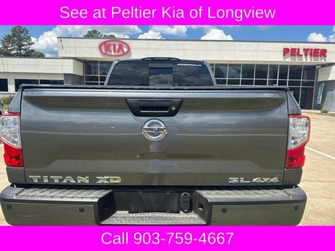 Used 2017 Nissan Titan SL AWD/4WD image 7