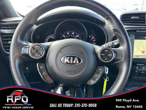 Used 2015 Kia Soul + w/ Audio Package image 17
