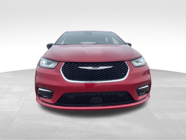 New 2026 Chrysler Pacifica Select AWD/4WD image 7