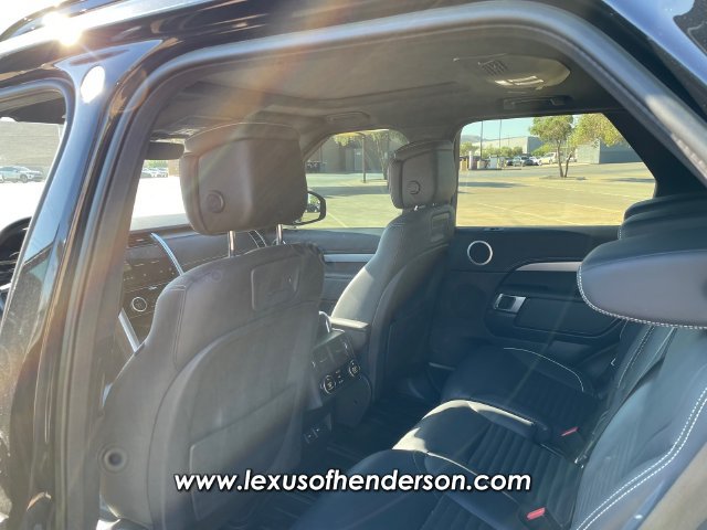 Used 2023 Land Rover Discovery HSE R-Dynamic AWD/4WD image 6