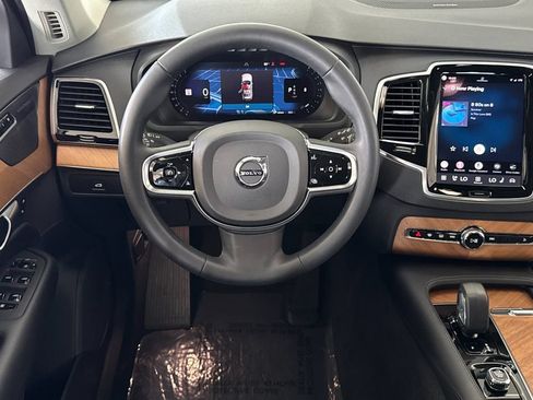 Certified 2023 Volvo XC90 B6 Plus w/ Protection Package Premier AWD/4WD image 13