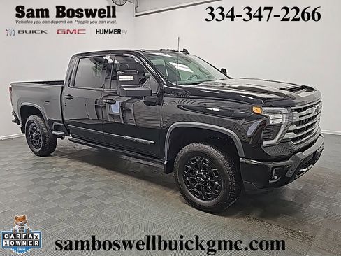 Used 2024 Chevrolet Silverado 3500 High Country w/ High Country Premium Package image 2