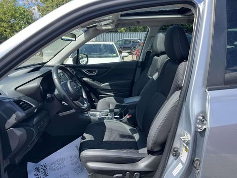 Used 2022 Subaru Forester Premium AWD/4WD image 11