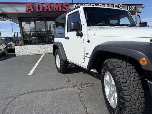 Used 2012 Jeep Wrangler Sport image 24