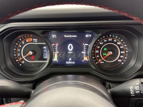 Used 2025 Jeep Wrangler Unlimited Rubicon AWD/4WD image 21