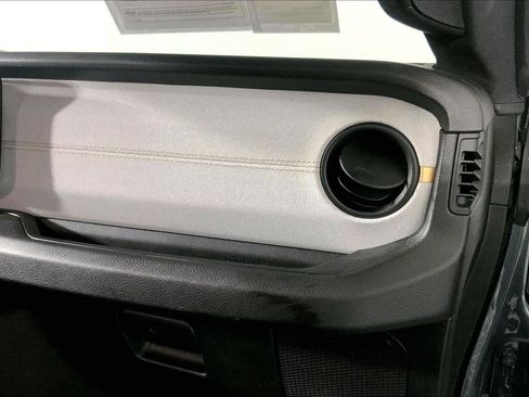 Used 2024 Jeep Wrangler Unlimited Sport AWD/4WD image 16