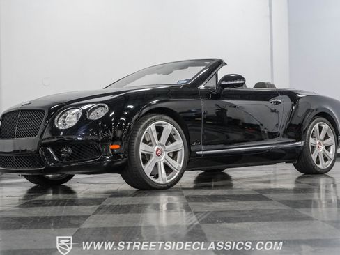 Used 2014 Bentley Continental GT image 22