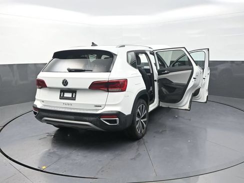 Used 2022 Volkswagen Taos SE AWD/4WD image 44