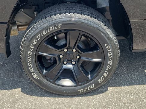 Used 2024 RAM 1500 Big Horn AWD/4WD image 6