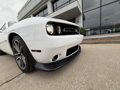 Used 2020 Dodge Challenger R/T w/ Plus Package image 20