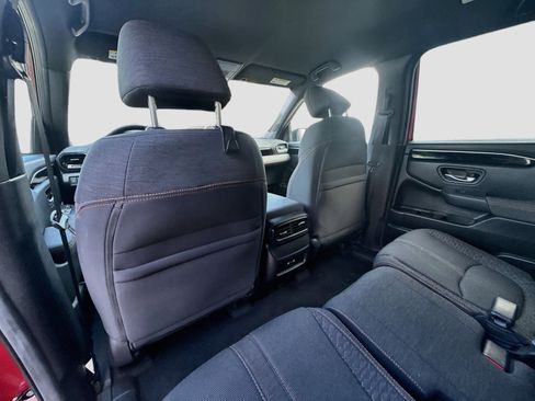 Certified 2024 Honda Pilot Sport image 24