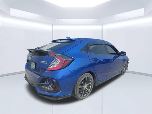 Used 2020 Honda Civic Sport Touring image 4