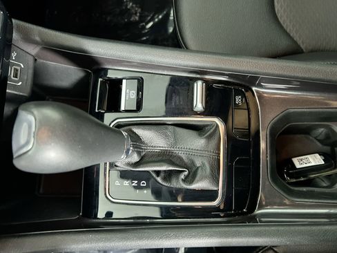 Used 2024 Jeep Compass Latitude image 22