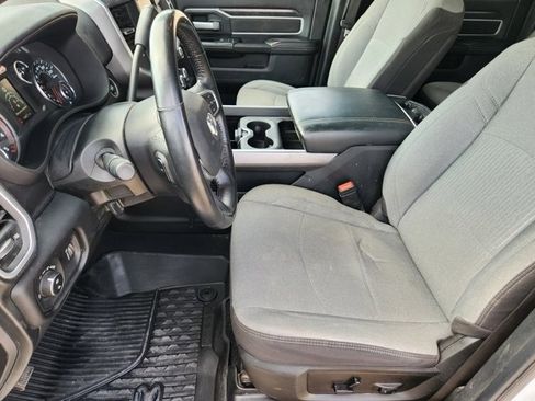 Used 2024 RAM 3500 Big Horn image 12