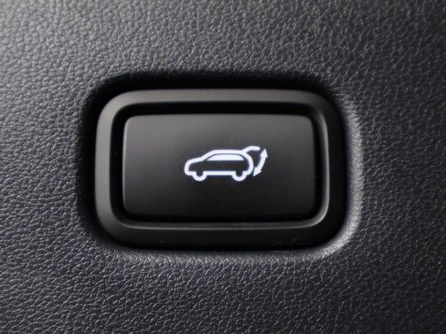 Used 2023 Hyundai Tucson Limited image 22