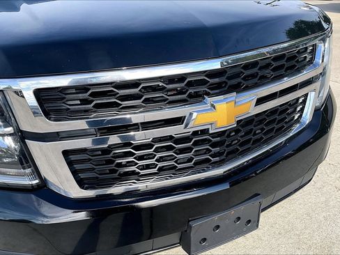 Used 2018 Chevrolet Tahoe LT AWD/4WD image 30