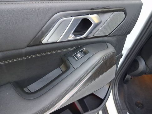 Used 2024 BMW X5 sDrive40i RWD image 12