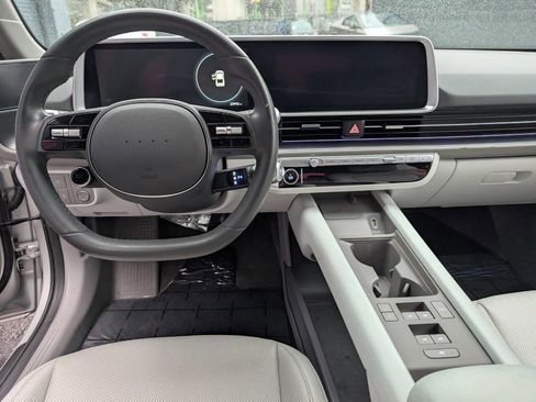 Used 2023 Hyundai Ioniq 6 SEL image 11