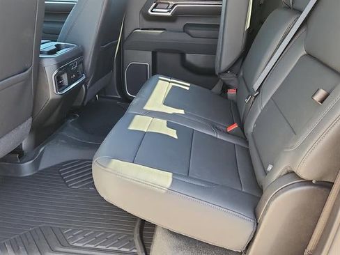 New 2026 Chevrolet Silverado 1500 LTZ w/ LTZ Premium Package AWD/4WD image 9