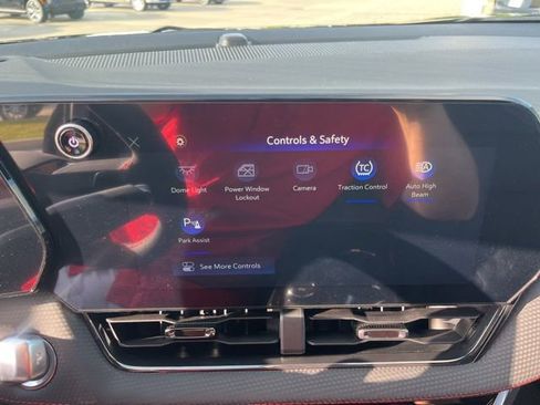 New 2026 Chevrolet Equinox RS w/ LPO, Floor Liner Package FWD image 29