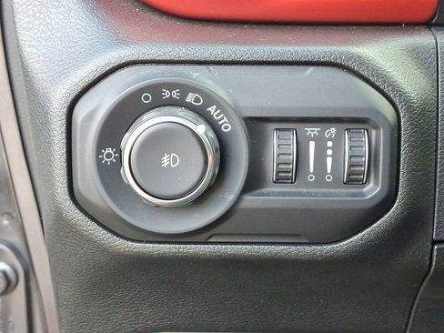 Used 2021 Jeep Wrangler Unlimited Rubicon w/ LED Lighting Group image 27