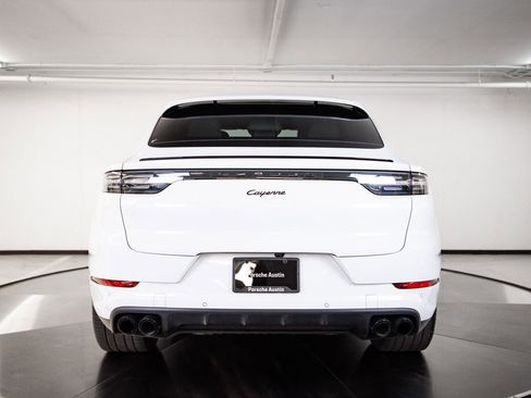 Certified 2023 Porsche Cayenne Platinum Edition AWD/4WD image 6