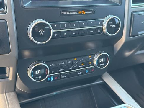 Used 2020 Ford Expedition XLT w/ Equipment Group 202A RWD image 27
