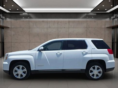 Used 2017 GMC Terrain SLE FWD image 5