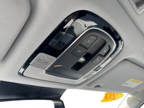 Used 2021 Hyundai Palisade SEL w/ Convenience Package image 16