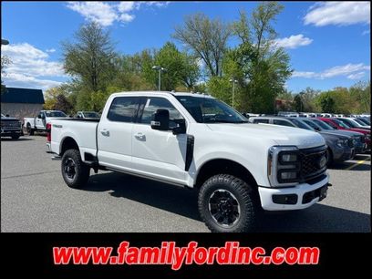 New 2026 Ford F350 Lariat w/ Tremor Off-Road Package