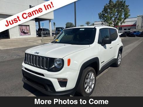 Used 2023 Jeep Renegade Latitude AWD/4WD image 1