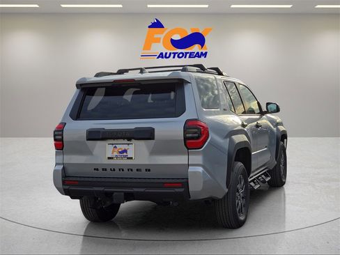 New 2026 Toyota 4Runner SR5 image 4