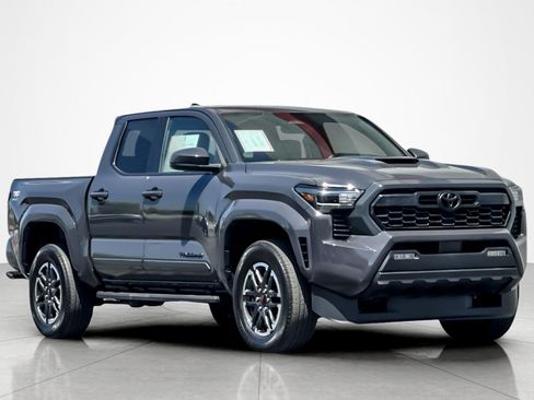Certified 2024 Toyota Tacoma TRD Sport AWD/4WD image 7