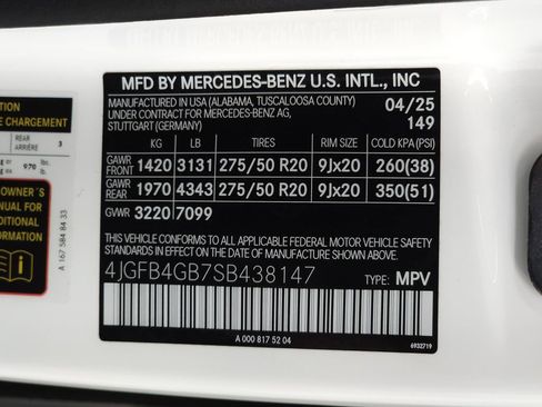 Used 2025 Mercedes-Benz GLE 450e 4MATIC image 38