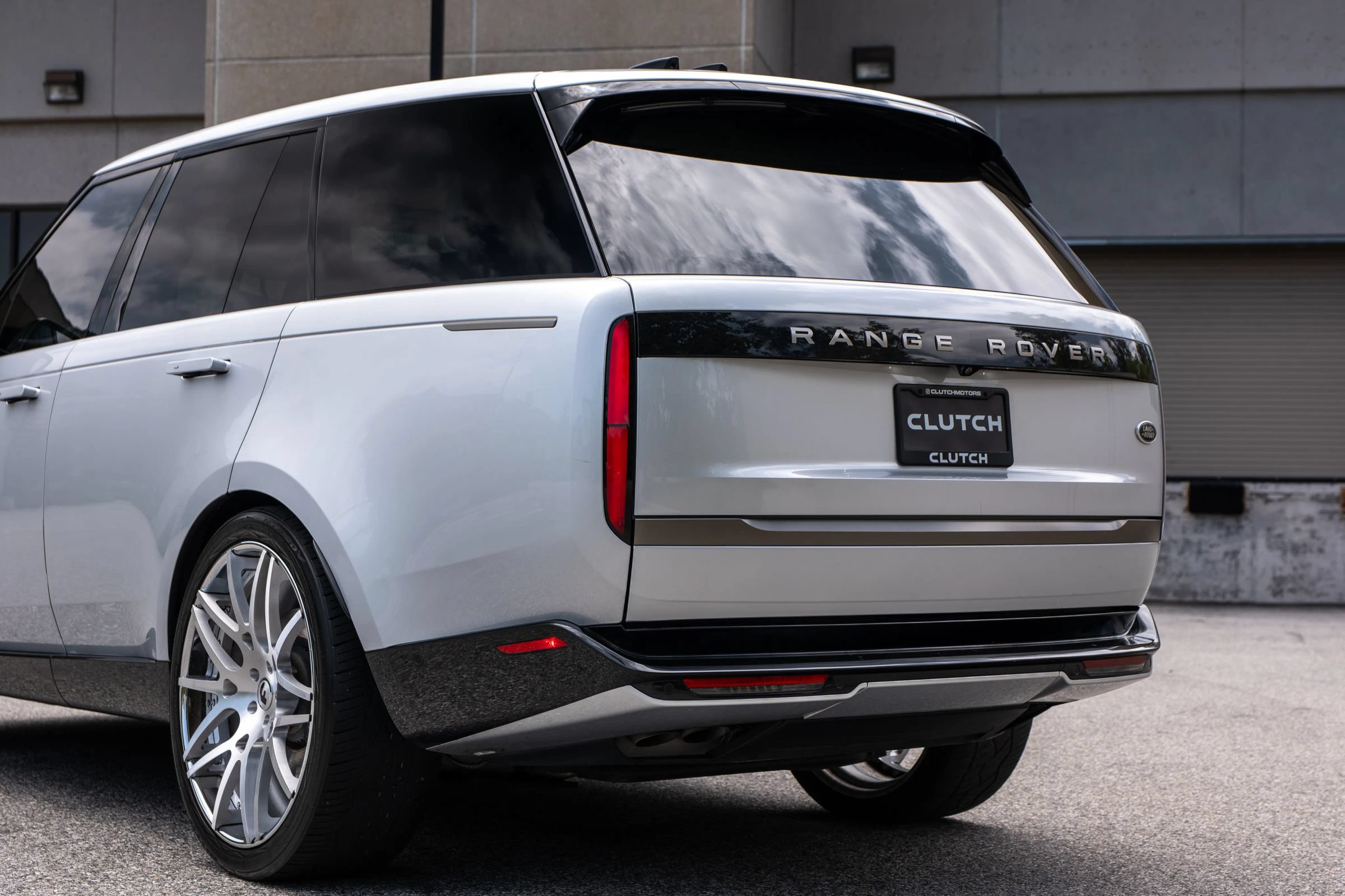 Used 2023 Land Rover Range Rover SE AWD/4WD image 15