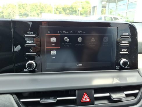 New 2026 Kia Seltos LX FWD image 16