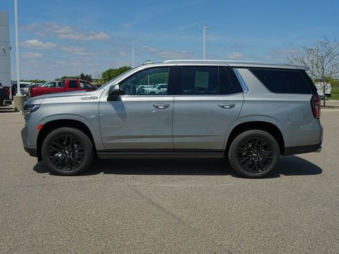 Used 2023 Chevrolet Tahoe High Country AWD/4WD image 10