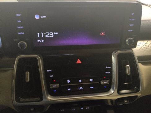 Used 2021 Kia Sorento SX image 25