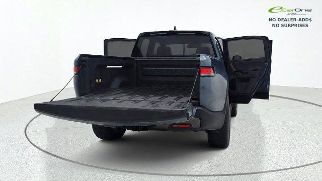 Used 2026 Rivian R1T Premium Tri AWD/4WD image 17