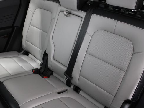 Used 2023 Ford Escape Platinum AWD/4WD image 18